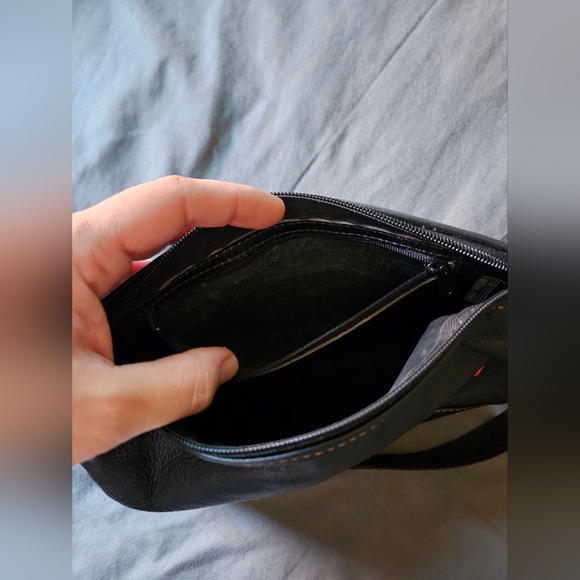 Harley Davidson Genuine Pebbled Leather Black Shoulder Bag - Picture 5 of 13